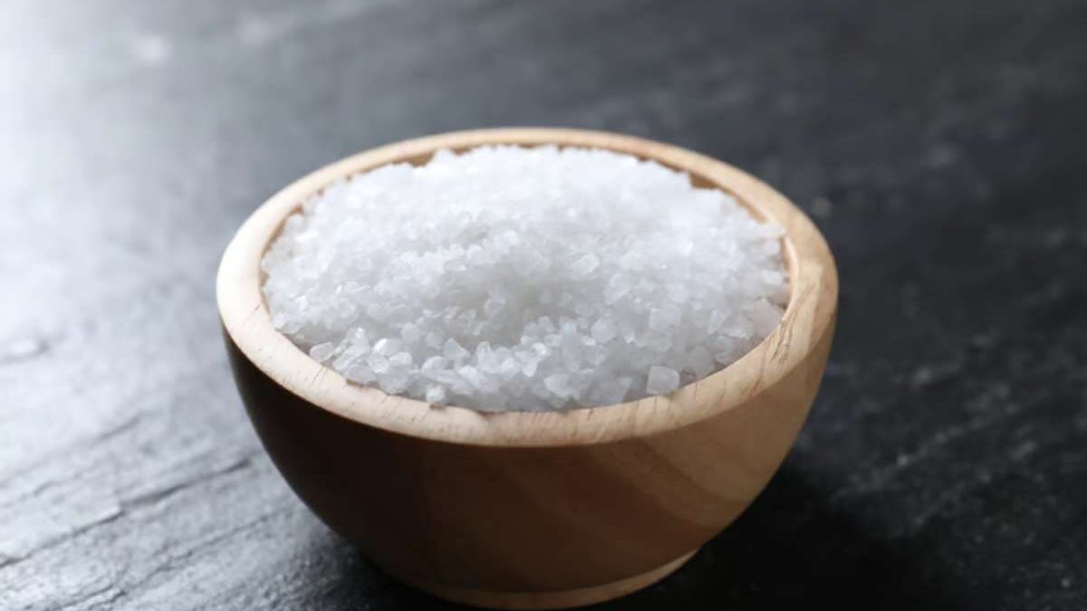 Comment faire un déshumidificateur maison avec du gros sel  ?