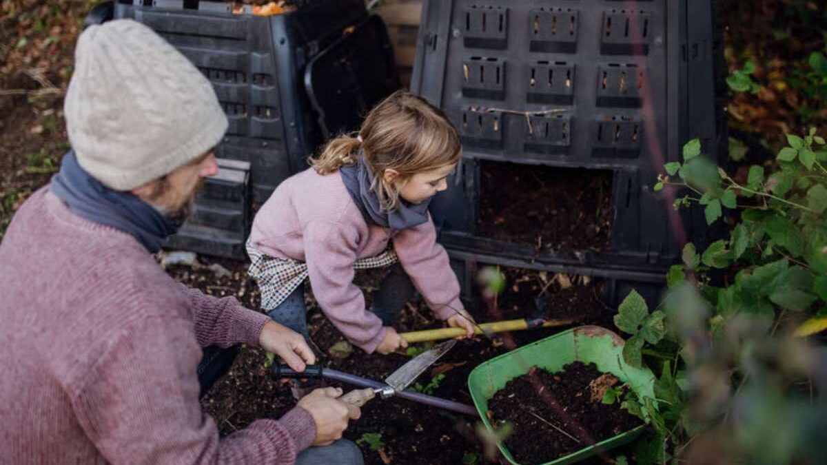 Comment utiliser le compost fait maison dans ton jardin ?